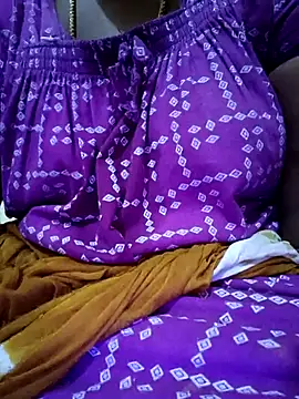 Snapshot of Pavitra78 chatting on 03-11-25, 06:19 Pavitra78 online show from 03-11-25, 06:19