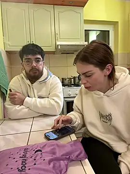 MrAndMrsSavage online show from 02-19-25, 09:03