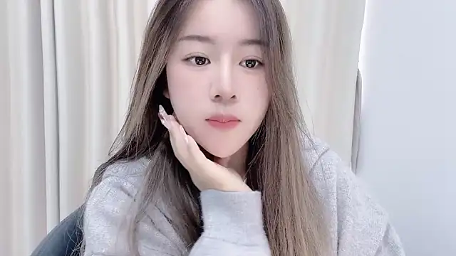 chloe-01 online show from 01-11-25, 04:16