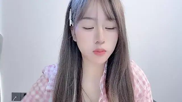 chloe-01 online show from 11-29-25, 03:39