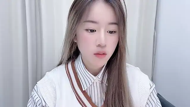 chloe-01 online show from 01-18-25, 12:26