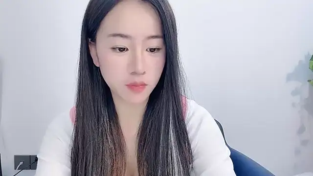 chloe-01 online show from 01-15-26, 12:19