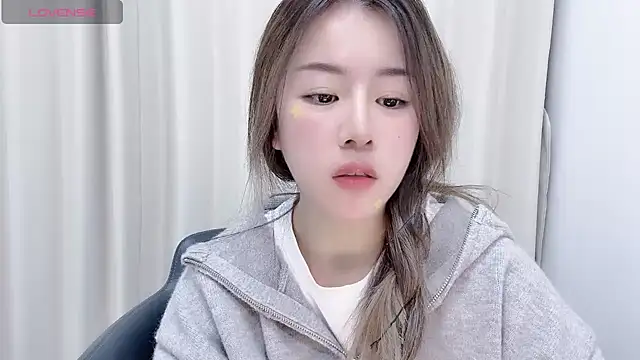 chloe-01 online show from 12-02-24, 04:05