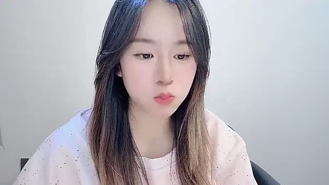 chloe-01 online show from 11-27-25, 03:12