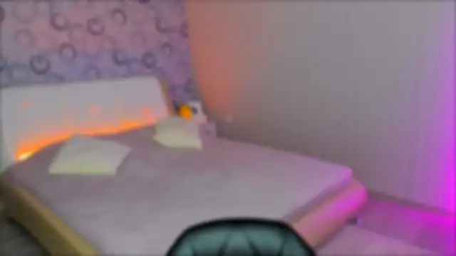 Snapshot of AlannaMiless chatting on 01-20-25, 06:10 AlannaMiless online show from 01-20-25, 06:10