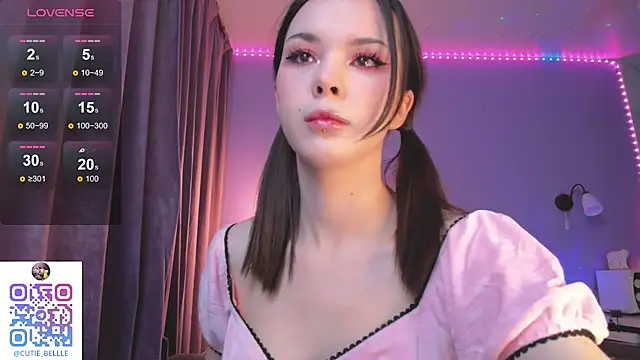 Snapshot of young_belle_ chatting on 01-06-25, 07:42 young belle online show from 01-06-25, 07:42