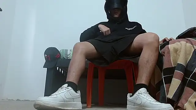 Macho Dom online show from 04-06-26, 10:44