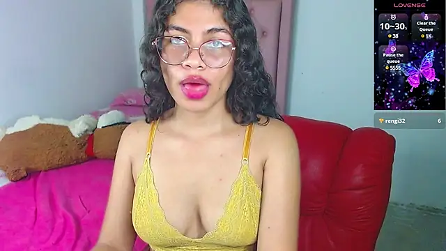 Cynthia hazel online show from 03-21-25, 08:28