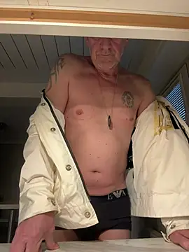 malematureisbest online show from 02-14-26, 04:51