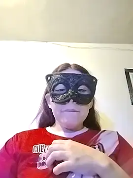 Snapshot of KatheFire chatting on 10-16-25, 01:03 KatheFire online show from 10-16-25, 01:03