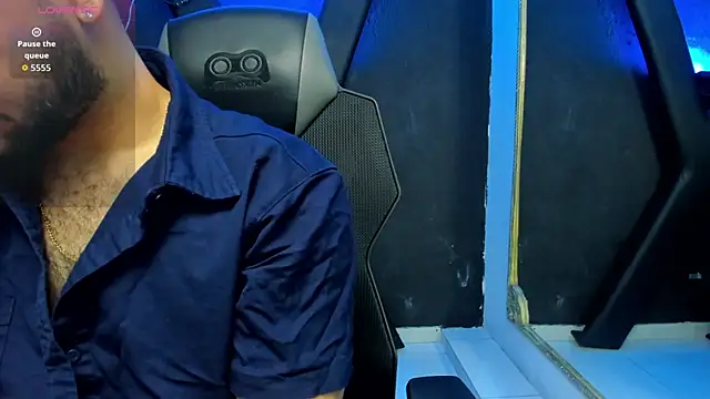 MaximusDick1  online show from 10-01-25, 03:11