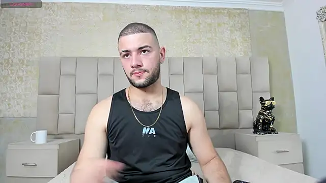 MaximusDick1  online show from 10-10-25, 03:29