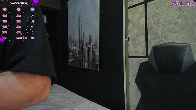 MaximusDick1  online show from 03-20-26, 11:55