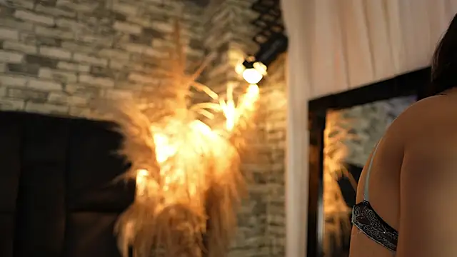 ariadna milano online show from 04-10-26, 12:56