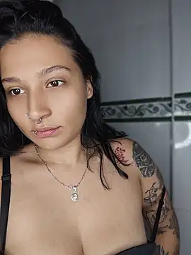 Pauilina online show from 03-21-26, 11:47