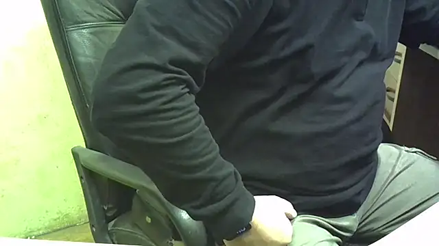 nikdov3 online show from 09-18-25, 04:37