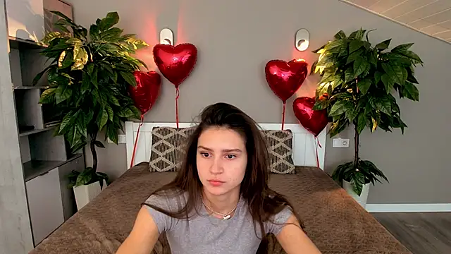 Snapshot of ValeryRoyale chatting on 02-17-25, 08:09 ValeryRoyale online show from 02-17-25, 08:09