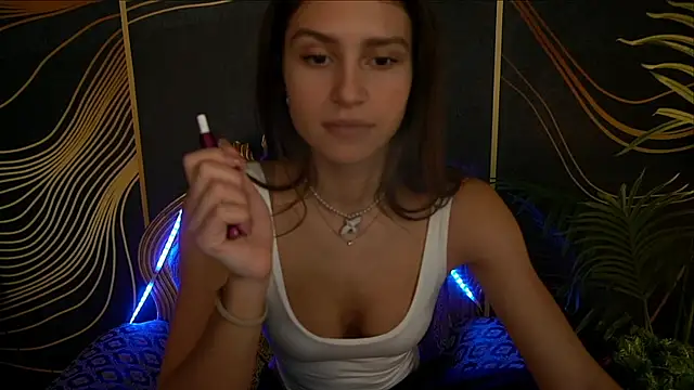 Snapshot of ValeryRoyale chatting on 01-31-25, 05:42 ValeryRoyale online show from 01-31-25, 05:42