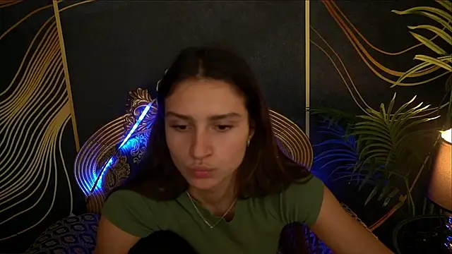 Snapshot of ValeryRoyale chatting on 02-10-25, 05:52 ValeryRoyale online show from 02-10-25, 05:52