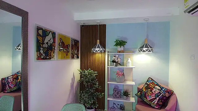 Dalila Sky online show from 12-15-25, 06:03