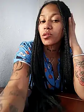 Snapshot of devi_black13_ chatting on 09-22-25, 08:04 devi black13 online show from 09-22-25, 08:04
