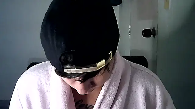 Im Milan Rs online show from 11-19-25, 01:05