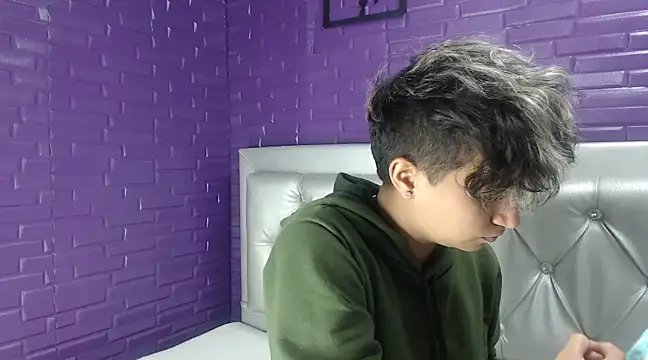 Im Milan Rs online show from 03-22-25, 01:54