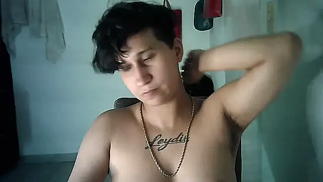 Im Milan Rs online show from 11-17-25, 03:10