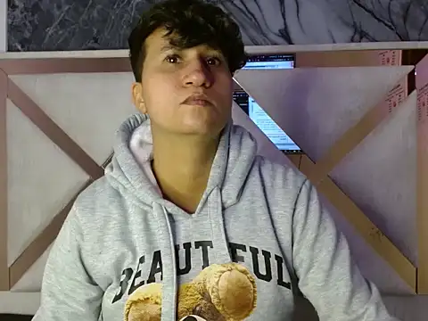 Im Milan Rs online show from 09-18-25, 02:36