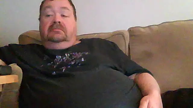 Snapshot of hitman_35 chatting on 05-15-26, 03:04 hitman 35 online show from 05-15-26, 03:04