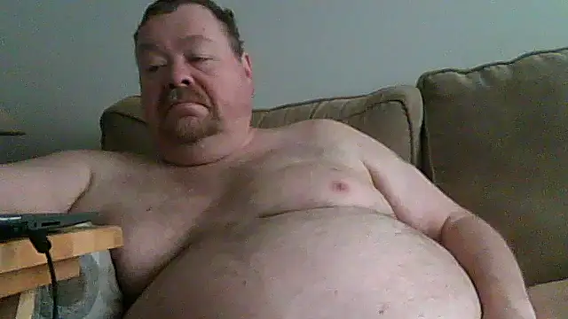 Snapshot of hitman_35 chatting on 06-10-26, 08:10 hitman 35 online show from 06-10-26, 08:10
