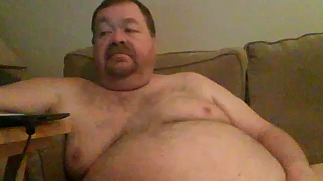 Snapshot of hitman_35 chatting on 05-12-26, 04:42 hitman 35 online show from 05-12-26, 04:42