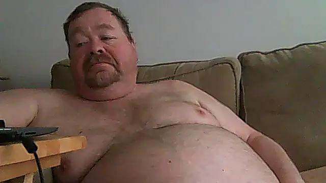 Snapshot of hitman_35 chatting on 05-18-26, 07:29 hitman 35 online show from 05-18-26, 07:29