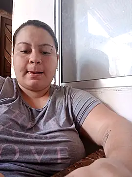 Snapshot of carola_hotwife chatting on 09-27-25, 10:54 carola hotwife online show from 09-27-25, 10:54