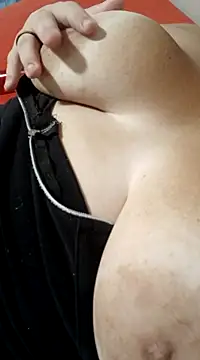 Snapshot of carola_hotwife chatting on 03-16-25, 12:23 carola hotwife online show from 03-16-25, 12:23