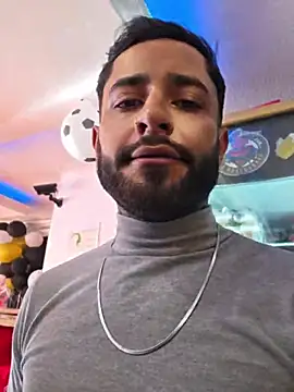 Snapshot of christangel_96_ chatting on 07-15-26, 09:33 christangel 96 online show from 07-15-26, 09:33