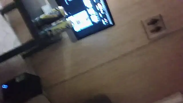 Snapshot of Edward_LongCock chatting on 01-13-26, 03:43 Edward LongCock online show from 01-13-26, 03:43