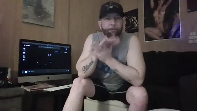 Edward LongCock online show from 04-07-26, 10:55