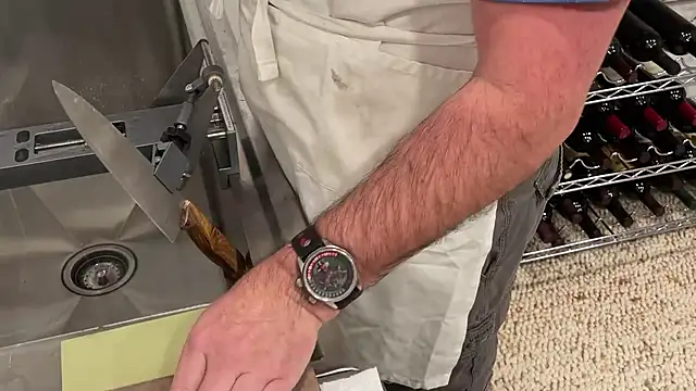 Snapshot of ThickGrowerDad chatting on 10-25-25, 10:32 ThickGrowerDad online show from 10-25-25, 10:32