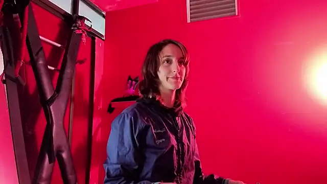 Ambar Roux  online show from 02-07-26, 01:24