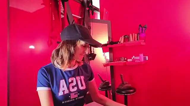 Ambar Roux  online show from 04-04-26, 03:51