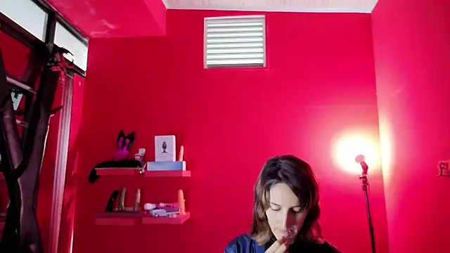 Ambar Roux  online show from 02-06-26, 01:07