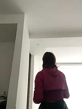 Ambar Roux  online show from 11-06-25, 01:37