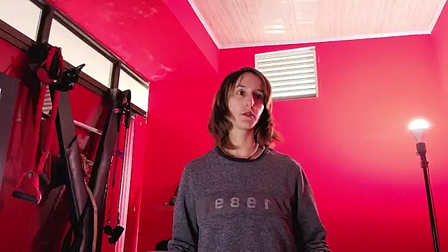 Ambar Roux  online show from 03-19-26, 12:49