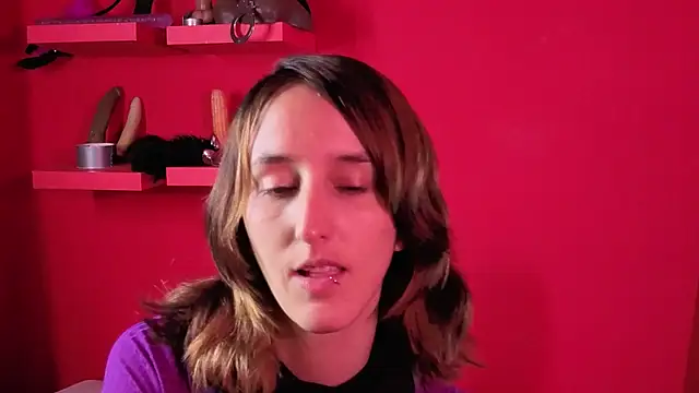 Ambar Roux  online show from 11-25-25, 02:23