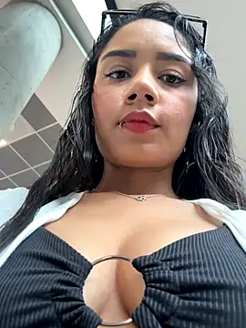  Luana online show from 10-28-25, 07:57