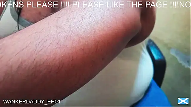 Snapshot of WANKERDADDY_EH01 chatting on 02-15-25, 11:17 WANKERDADDY EH01 online show from 02-15-25, 11:17