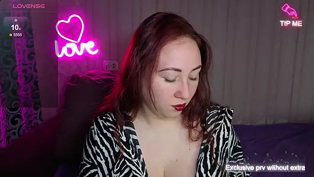 KellyCrystall online show from 09-24-25, 06:09