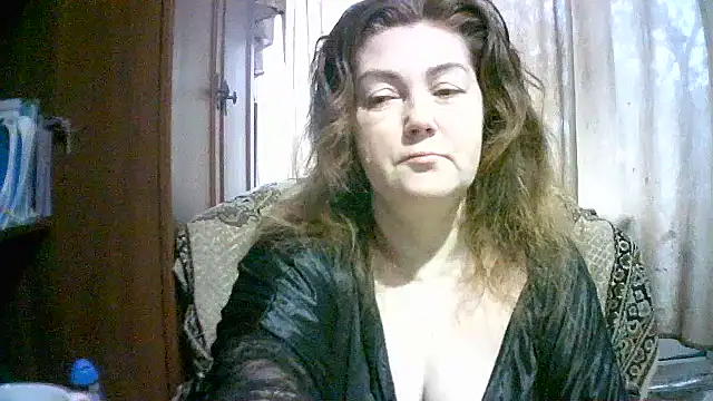 Madame-Butterfly online show from 10-13-25, 02:02