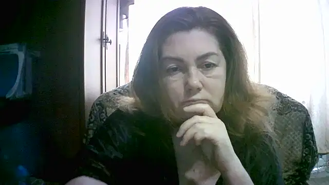 Madame-Butterfly online show from 10-19-25, 06:27